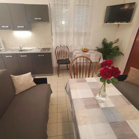 In 27812 Apartment Crikvenica